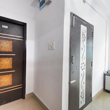 Oyo Flagship Mishika Homes Колката Екстер'єр фото
